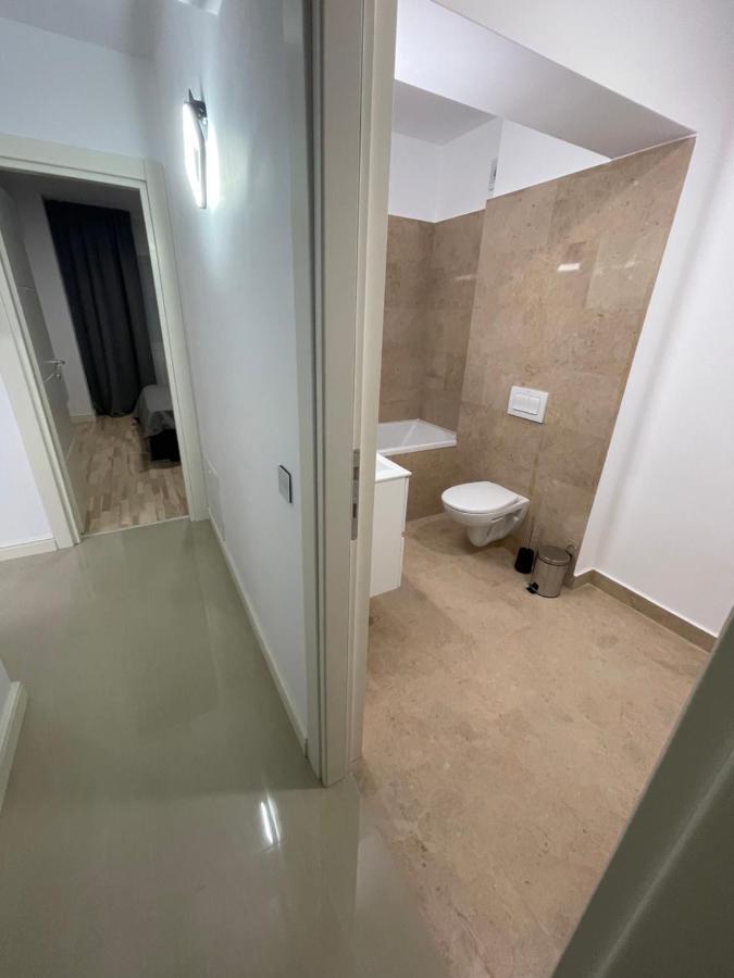 Modern Gray / Designed Apartamento Iasi Exterior foto